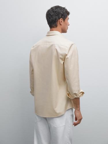 Camisa confort twill - Beige de Zara