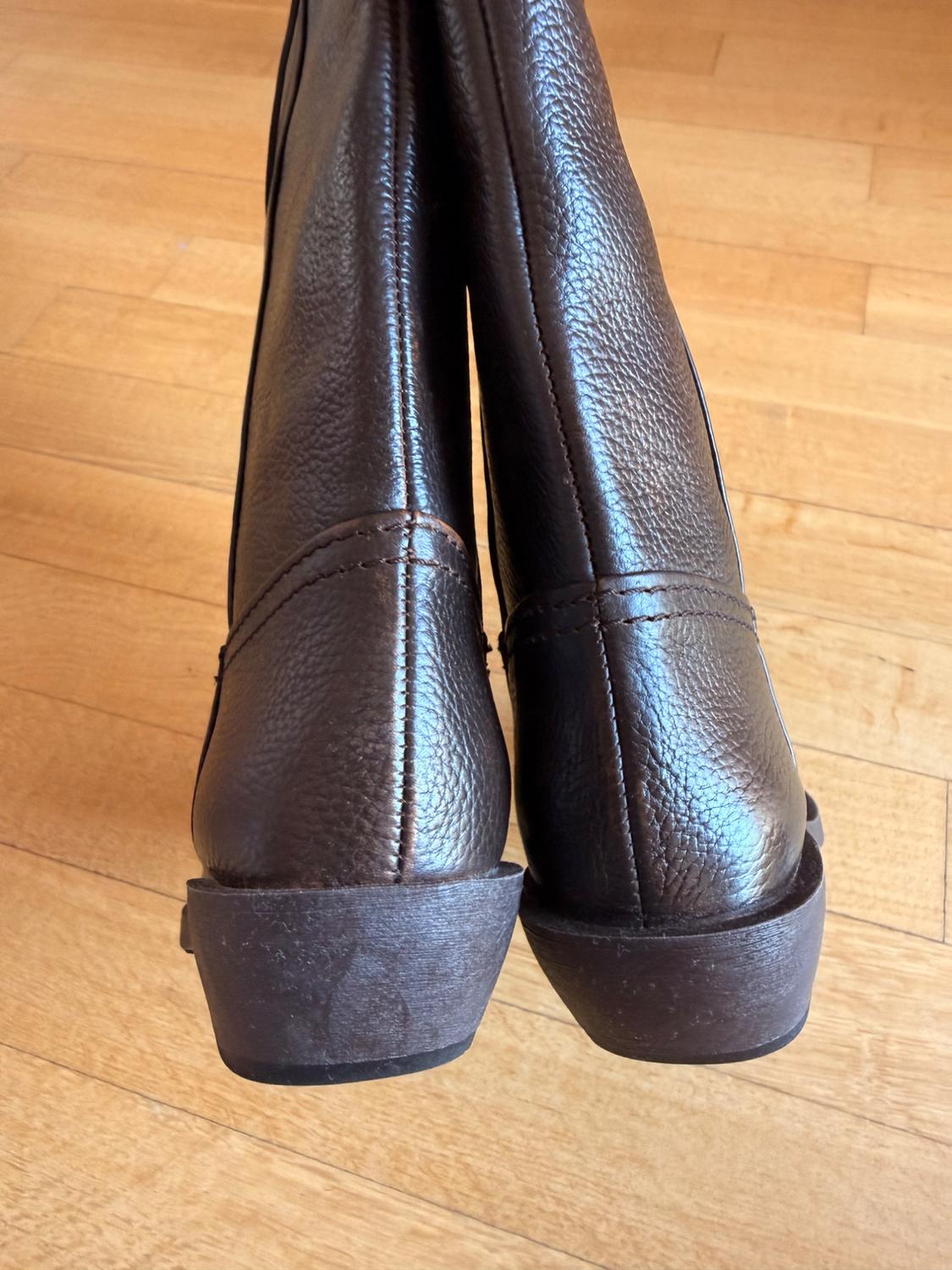 LEATHER COWBOY STYLE BOOTS - Image 9