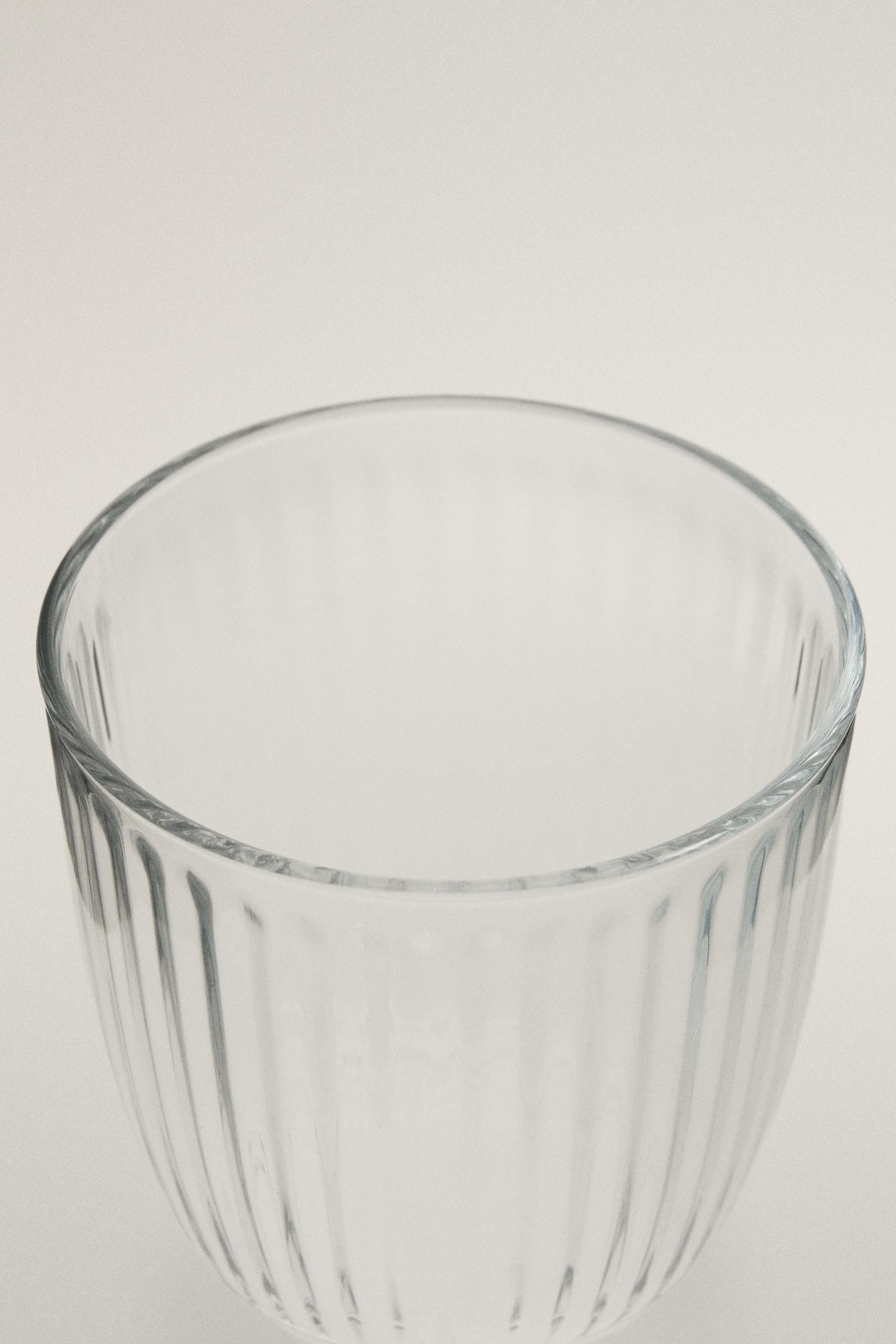 LINEAR-DESIGN GLASS TUMBLER — Transparent