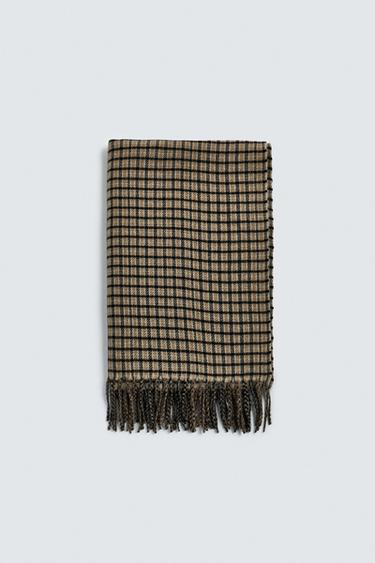 BUFANDA CUADROS FLECOS - varios de Zara