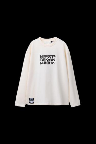 BEDRUCKTES T-SHIRT KPOP DEMON HUNTERS™ NETFLIX © - Cremefarben von Zara - Bild 0
