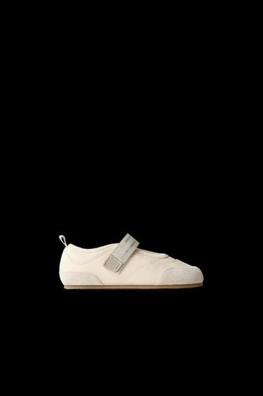 BAILARINA DEPORTIVA - Blanco de Zara - Imagen 0