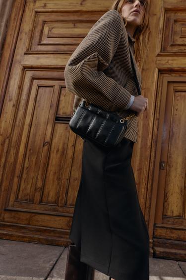 Zara TEPITUD ÕLAKOTT - Must