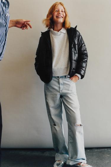 ZELO LAHKA JAKNA S KAPUCO - Črna od Zare