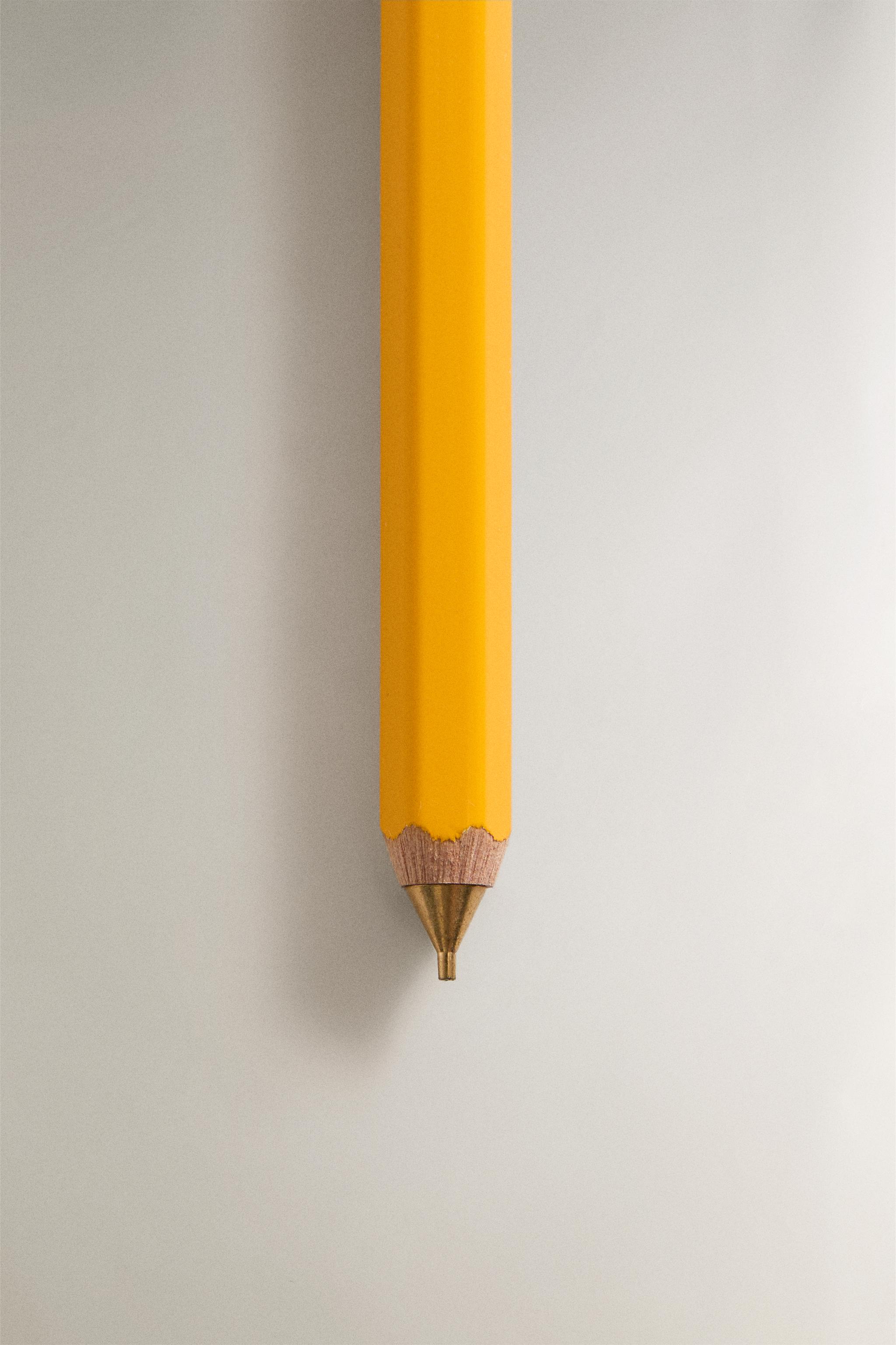 OHTO WOOD AND BRASS PENCIL HOLDER — Yellow