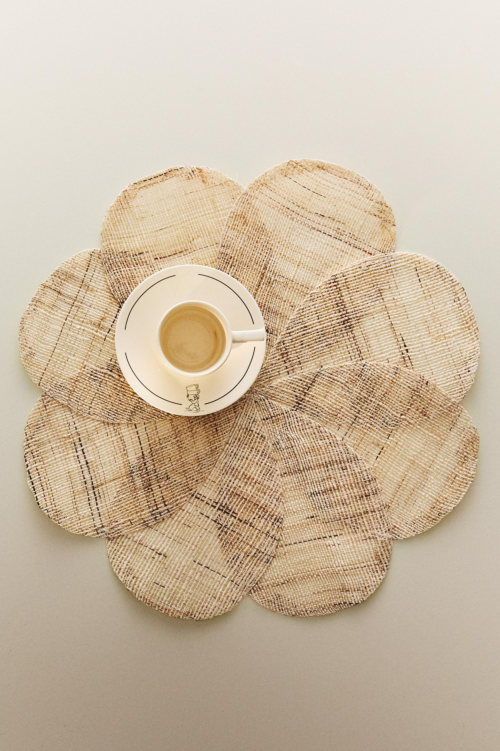 RAMIE FLOWER PLACEMAT