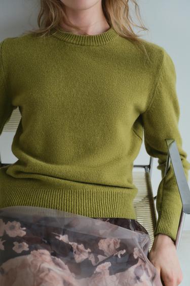 BASIC WOOL AND CASHMERE BLEND SWEATER - Olive green by Zara