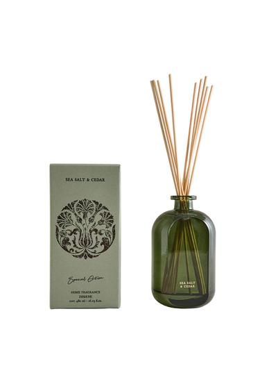 (480 ML) OSVĚŽOVAČ VZDUCHU V TYČINKÁCH SEA SALT & CEDAR - MIDNIGHT BLUE od Zara