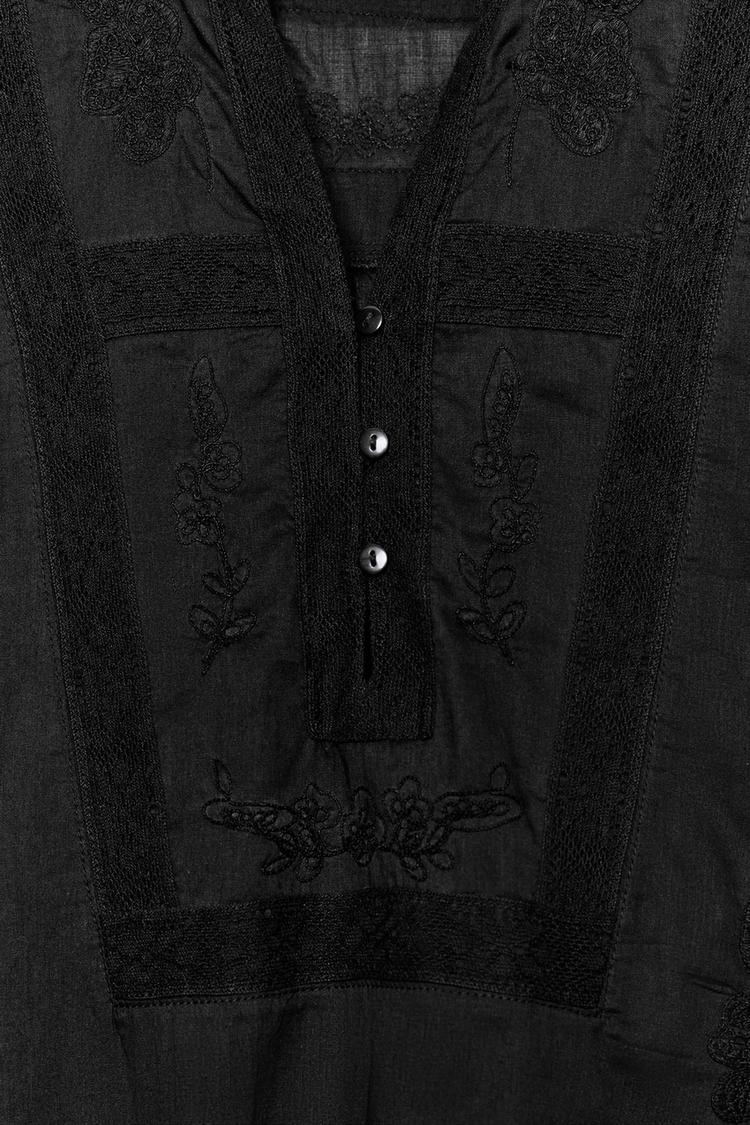 Blusa bordada de la colección ZW 8
