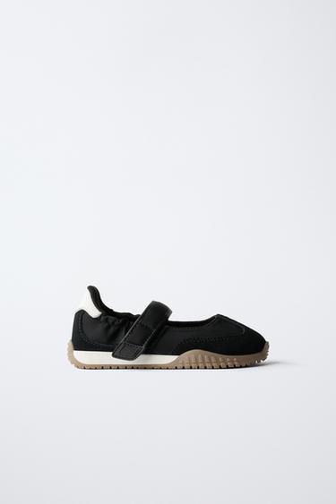 ROCK SPORTS BALLERINA - Black by Zara