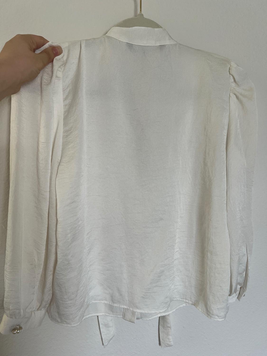 PEARL BUTTON BOW TOP - Image 5