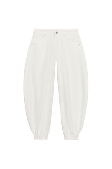 TRF BALLOON MID-WAIST JEANS WITH BELT LOOP - White by Zara