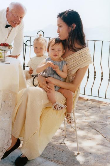 PELELE BORDADO - Azul vigoré de Zara