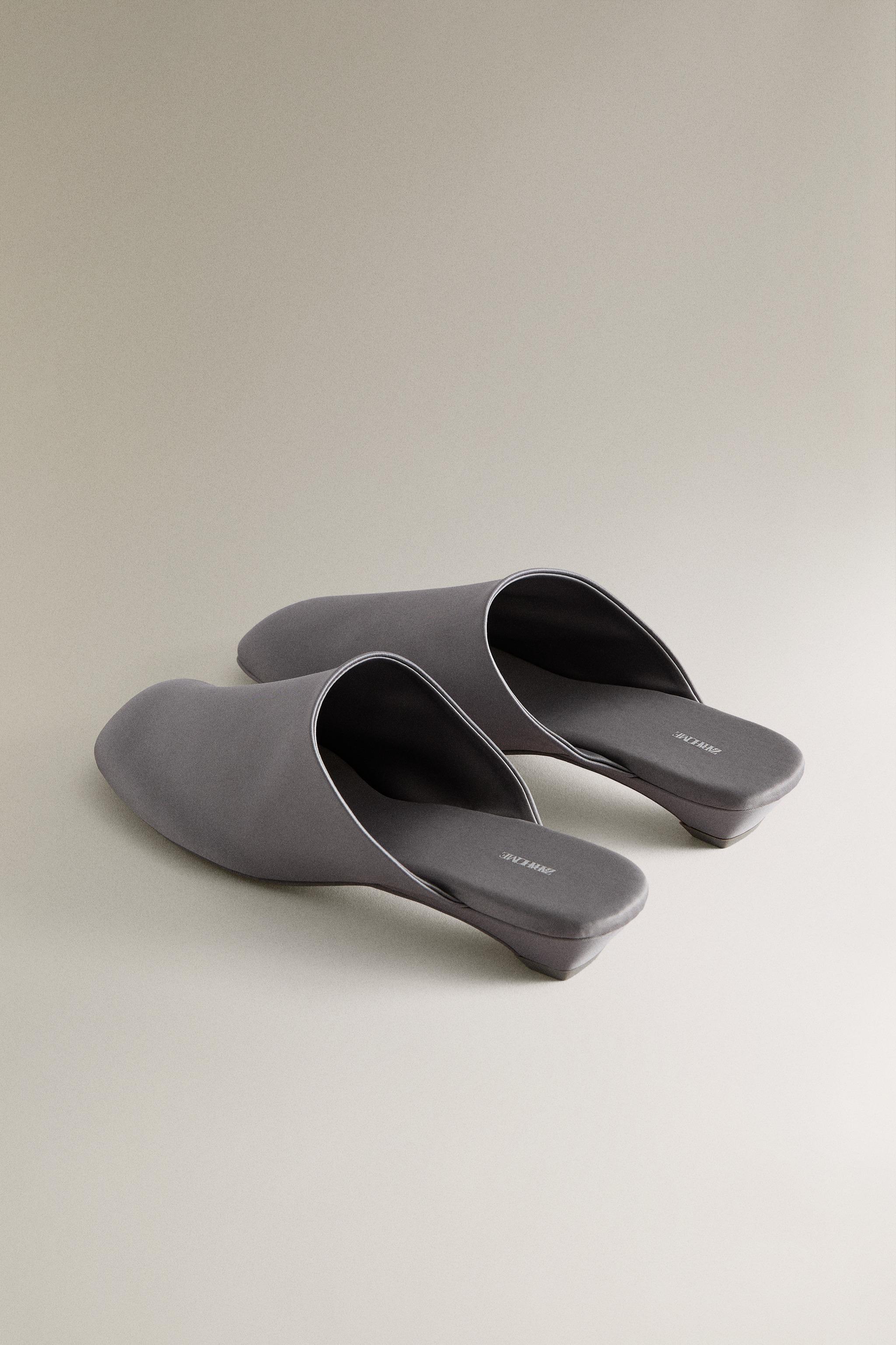 MULE SATIN À TALON