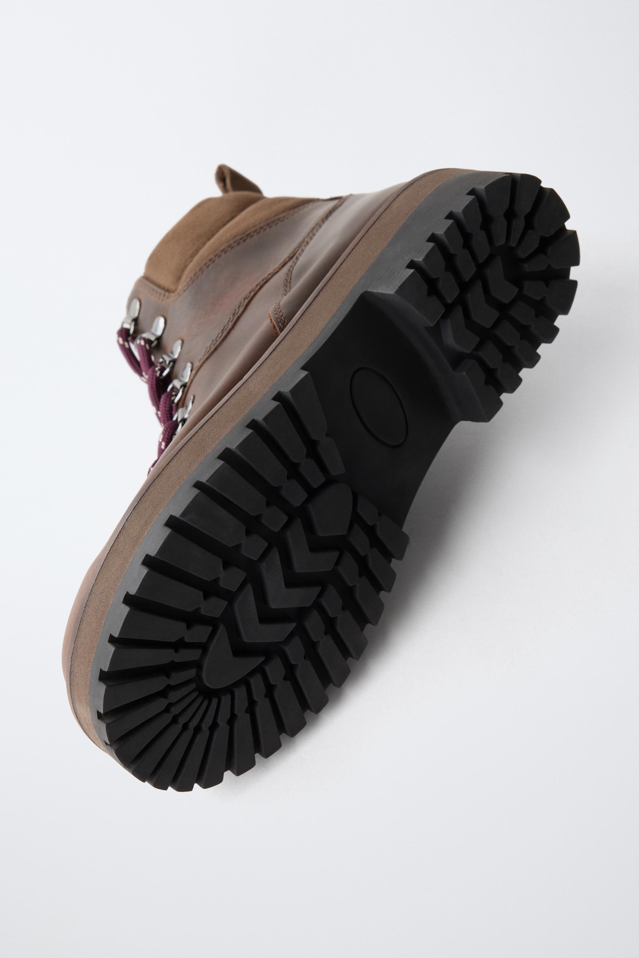 LEATHER LACE-UP ANKLE BOOTS