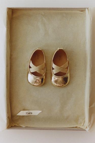 LEATHER BALLET FLATS - Gold by Zara