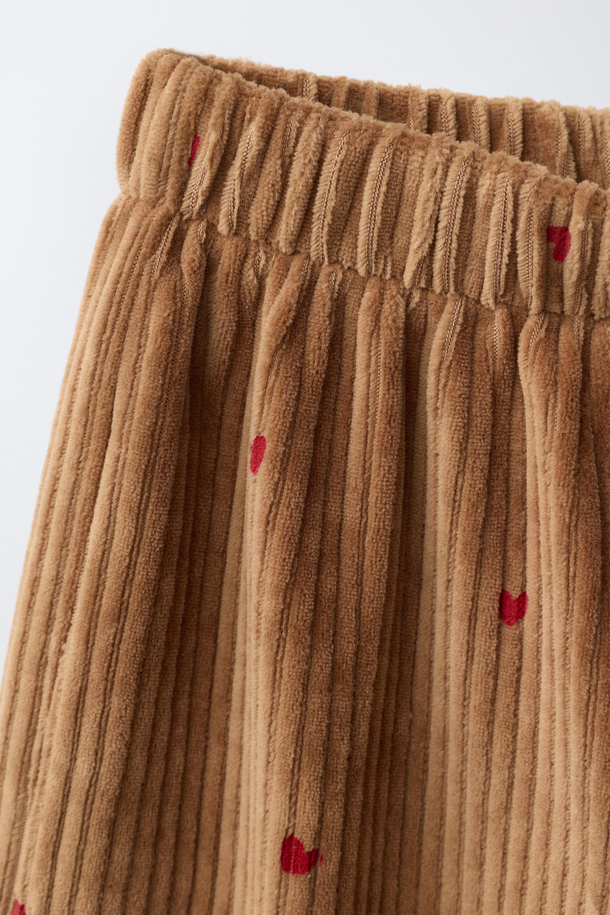 EMBROIDERED HEART CORDUROY BALLOON PANTS