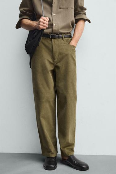 PANTALON BALLON FIT EN VELOURS CÔTELÉ - Kaki de Zara - Image 4