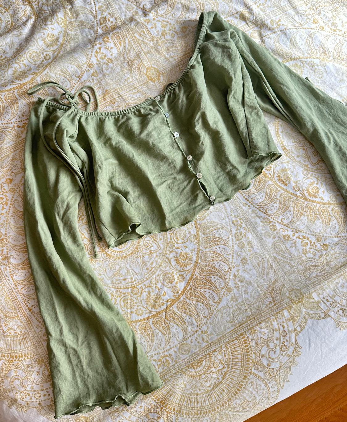 FLOWING TOP - Image 3