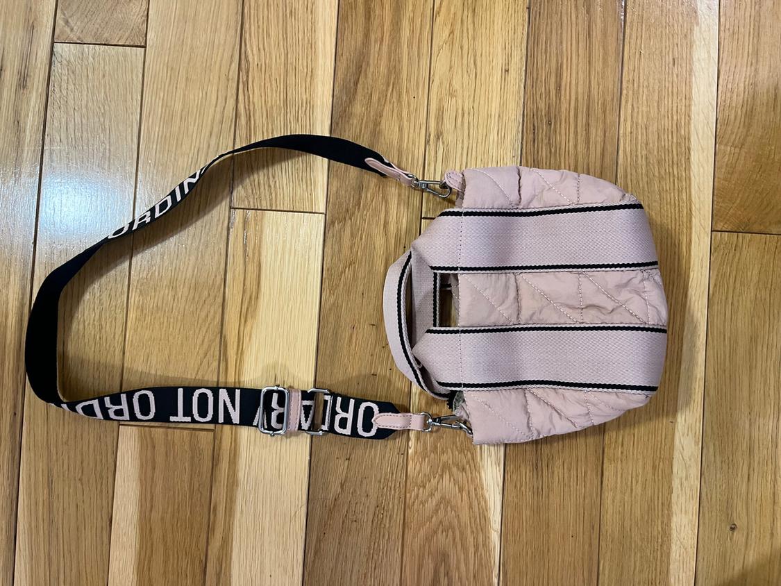 NYLON CITY BAG WITH SLOGAN