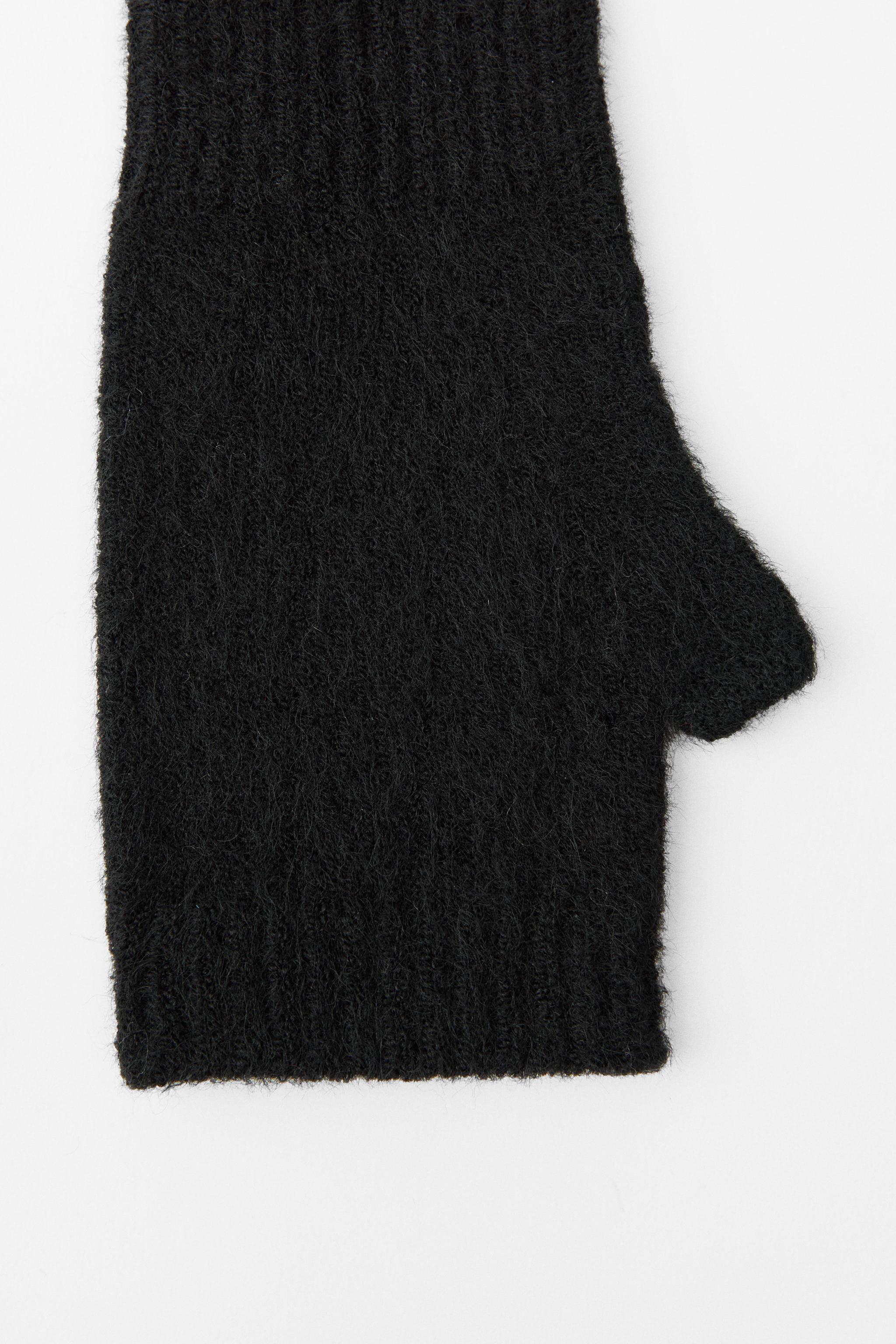 FINGERLESS RIBBED KNIT GLOVES - Black | ZARA United States