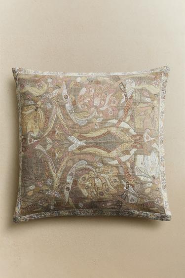 JACQUARD CUSHION COVER - Pink by Zara