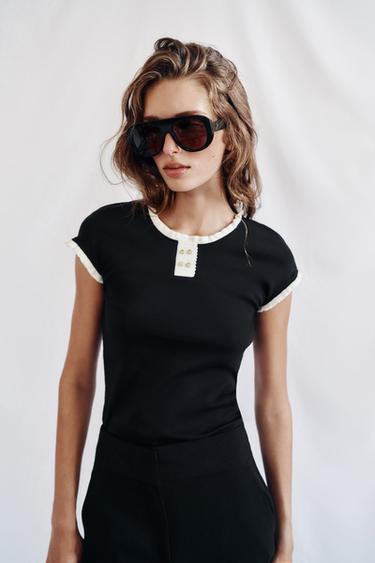 TOP LISERÉS À BOUTONS - Noir de Zara - Image 1