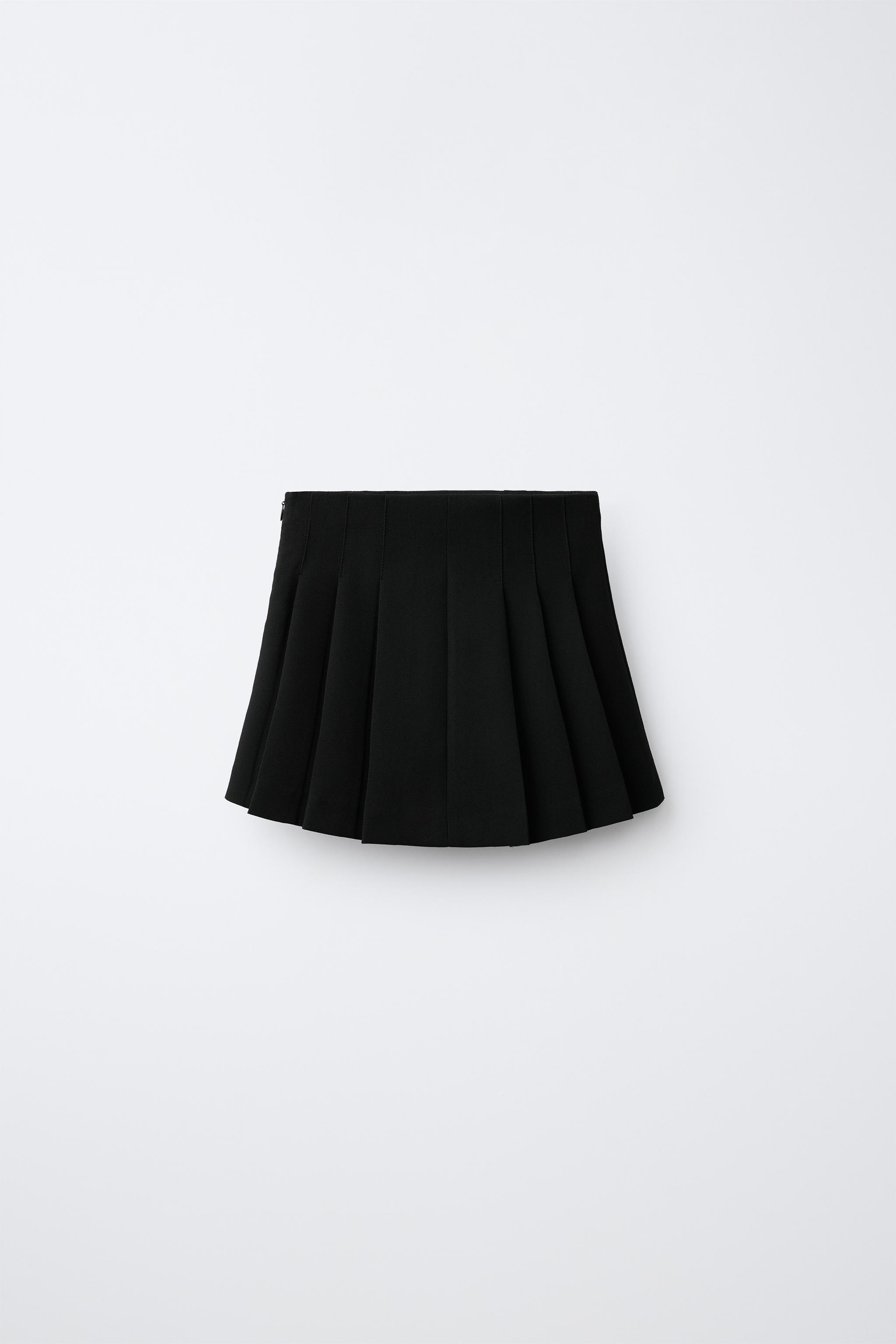 BUTTONED PLEATED SKIRT