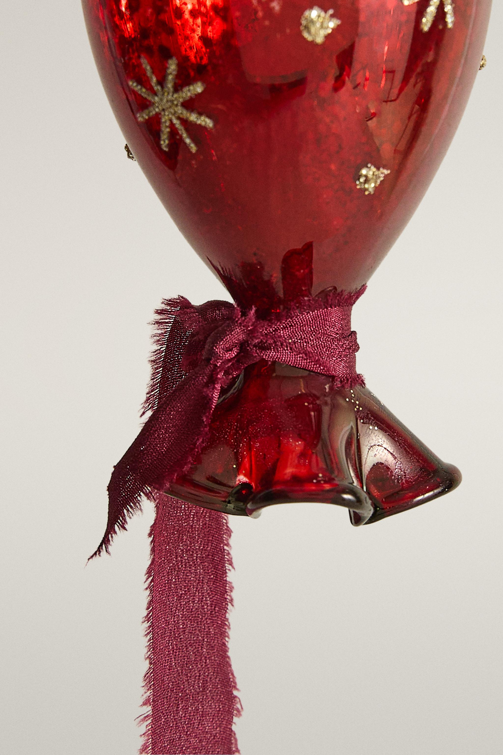 CHRISTMAS TREE GLOBE ORNAMENT WITH STARS