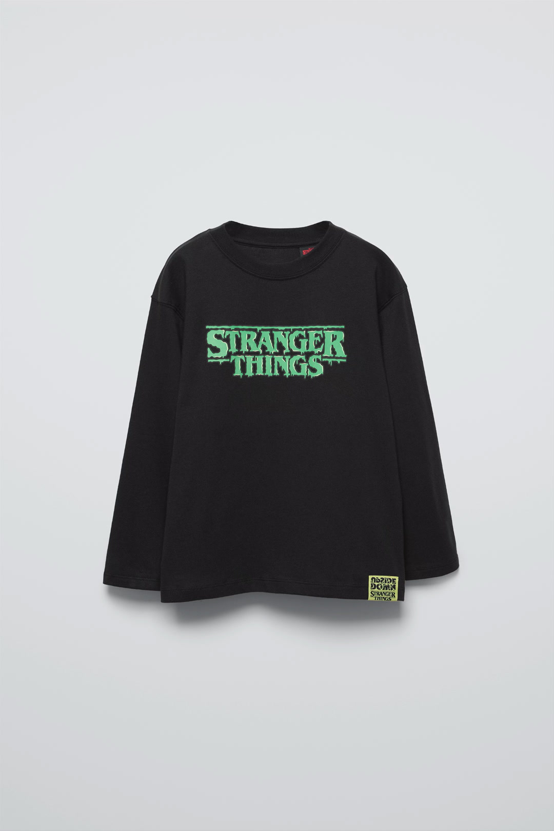 ZARA STRANGER THINGS TM selling © NETFLIX T-SHIRT