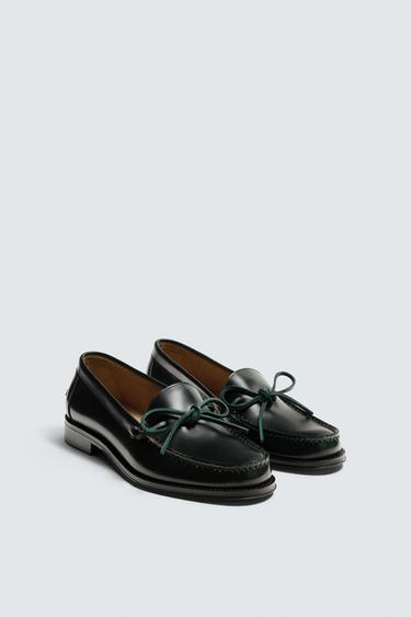 Zaras SKINNLOAFERS MED ROSETT - Buteljgrön
