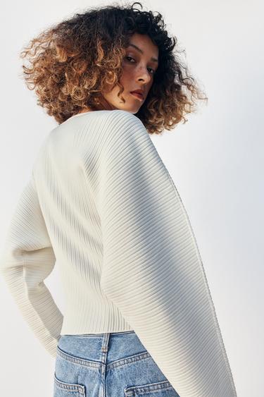 RIB KNIT JUMPER WITH VOLUMINOUS SLEEVES - Ecru by Zara