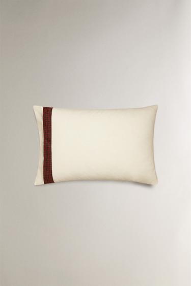 CHRISTMAS LINEN PILLOWCASE WITH BORDER - Ecru by Zara - Image 3