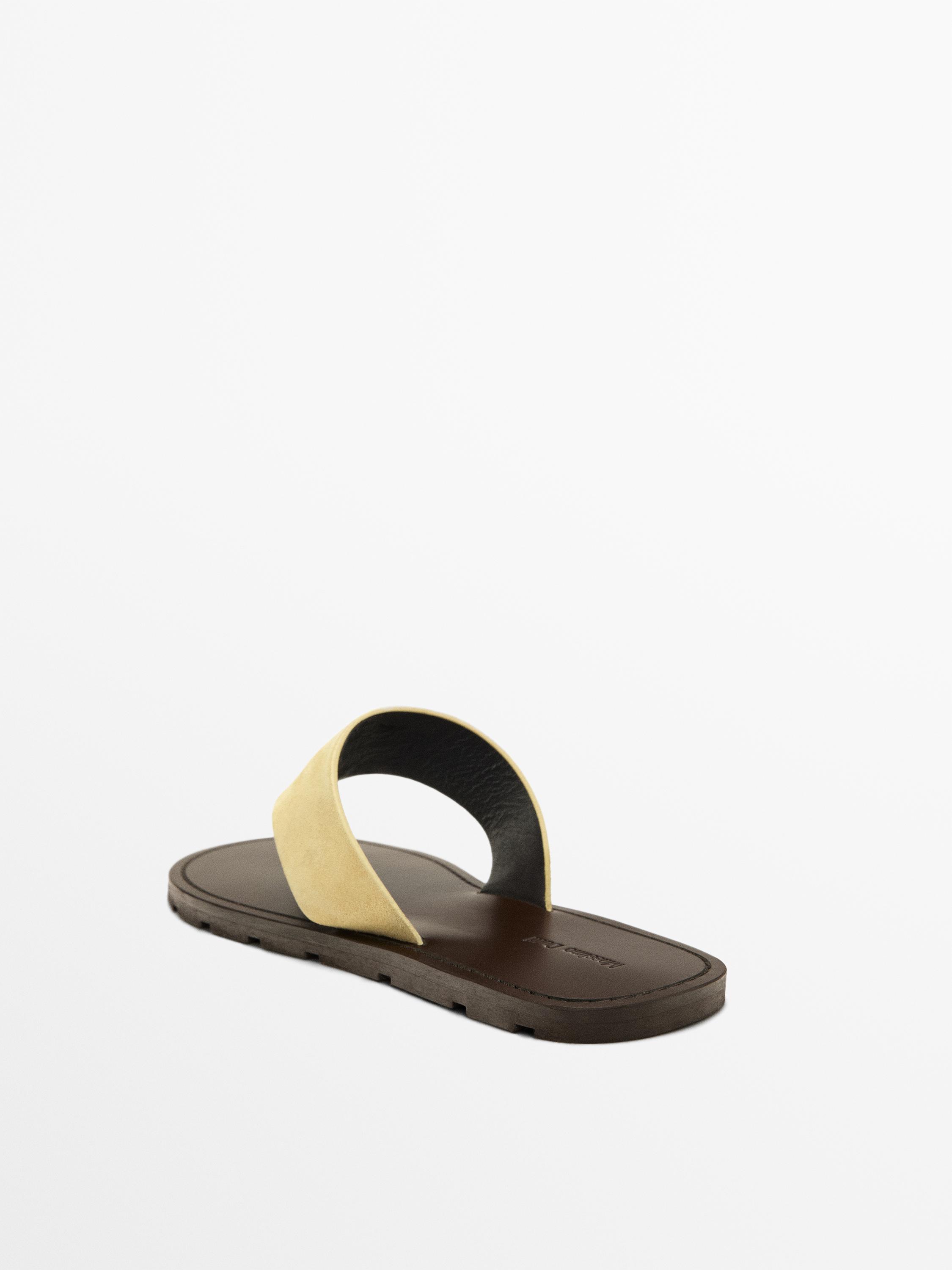 Split leather toe divider sandals