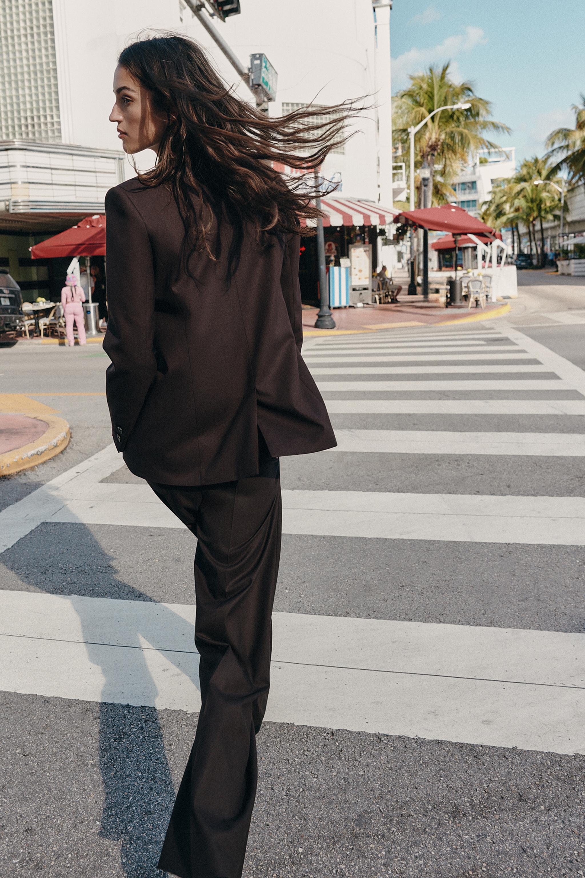 DOUBLE BREASTED BLAZER WITH SHOULDER PADS