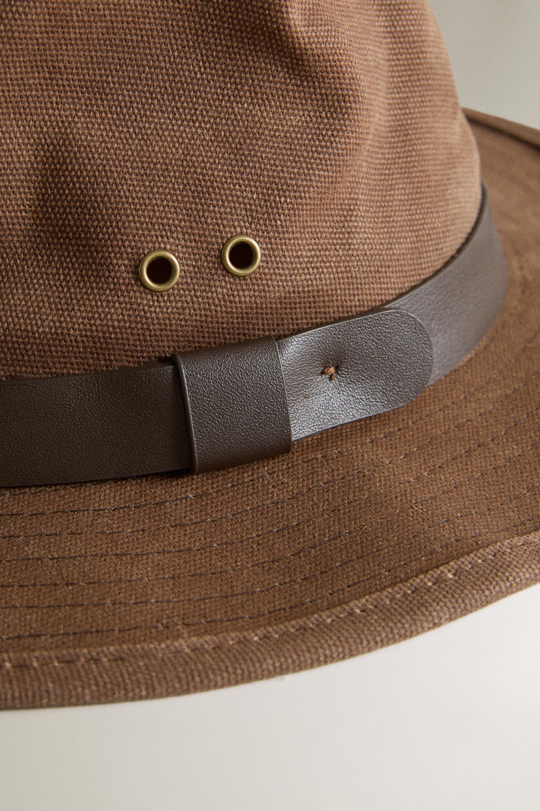 WAXED COTTON HAT