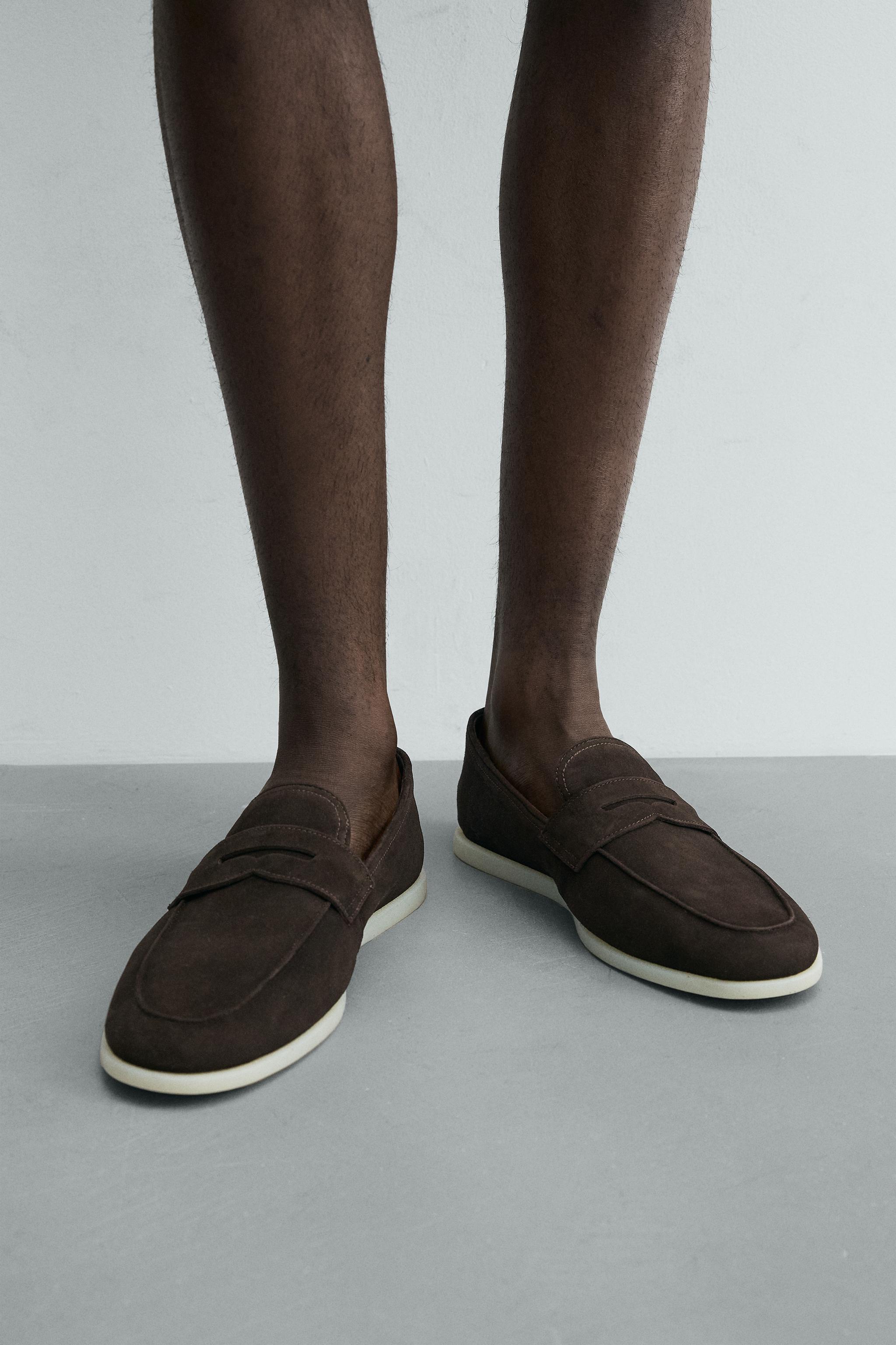 CASUAL LEATHER LOAFERS