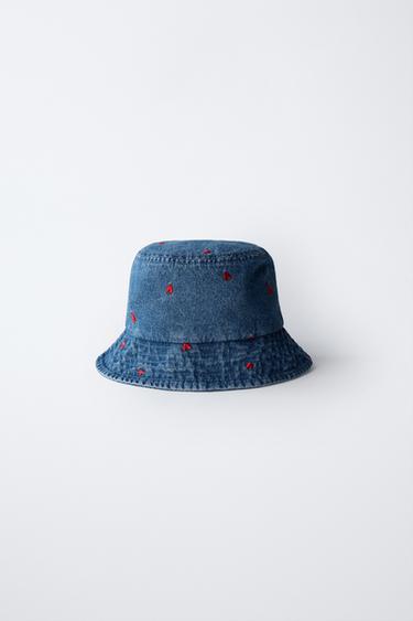 Zara EMBROIDERED HEART DENIM BUCKET HAT - Blue