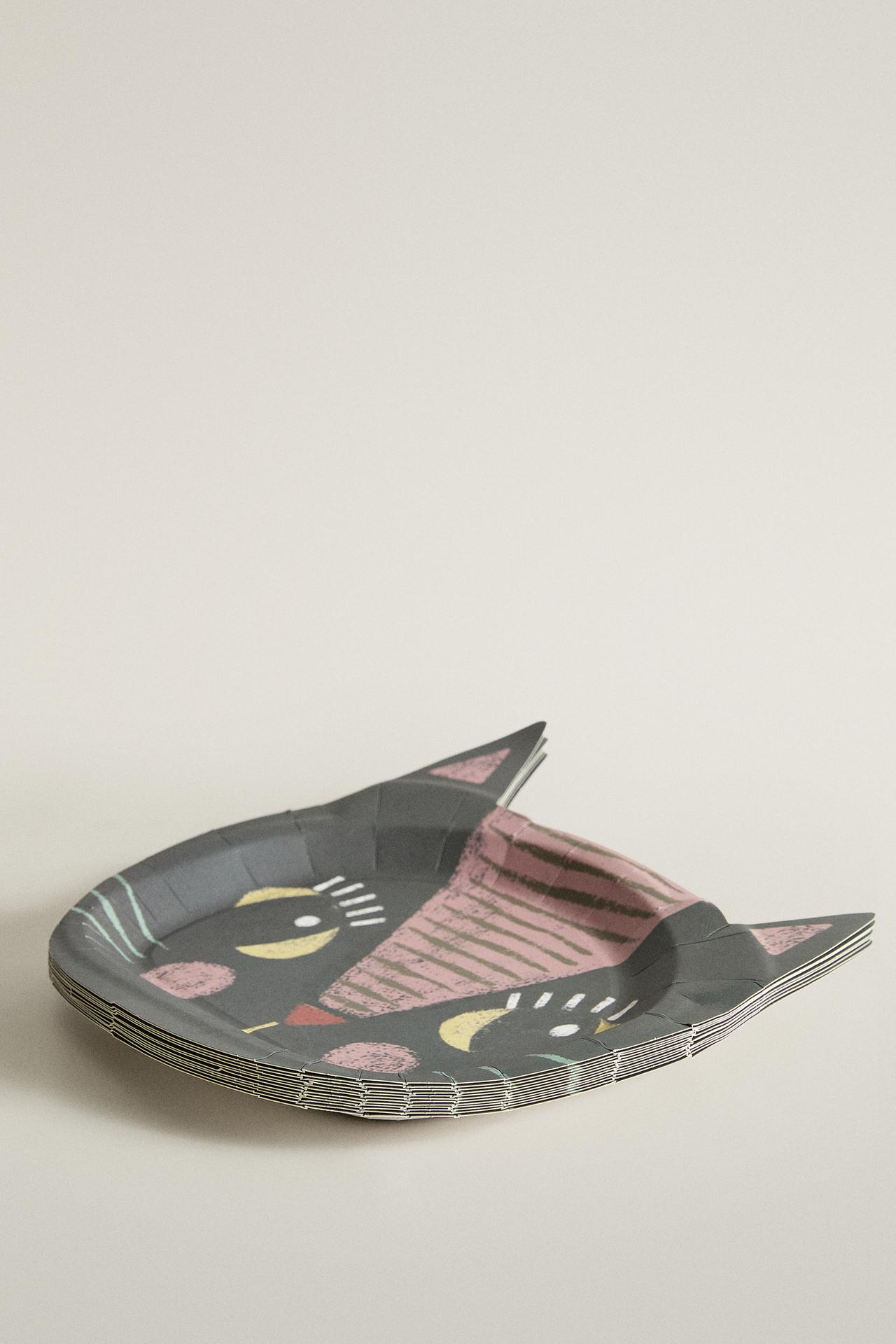 PACK OF HALLOWEEN BLACK CAT KIDS PAPER PLATES (PACK OF 12) — Multicolored