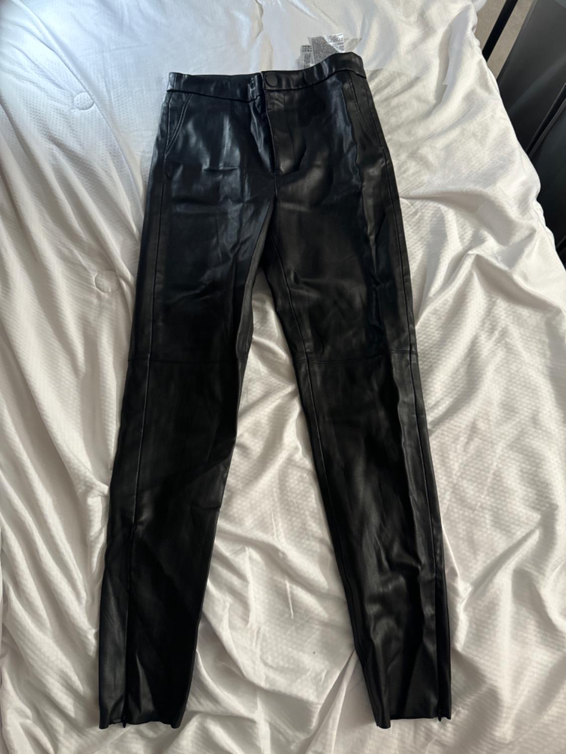 LEGGINGS EFECTO PIEL