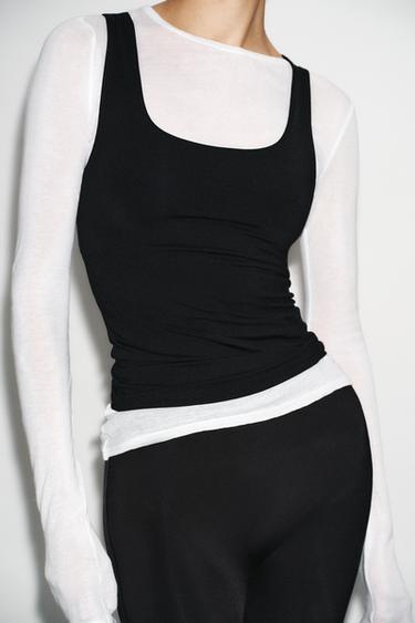 T-SHIRT EN POLYAMIDE À BRETELLES LARGES - Noir de Zara - Image 1