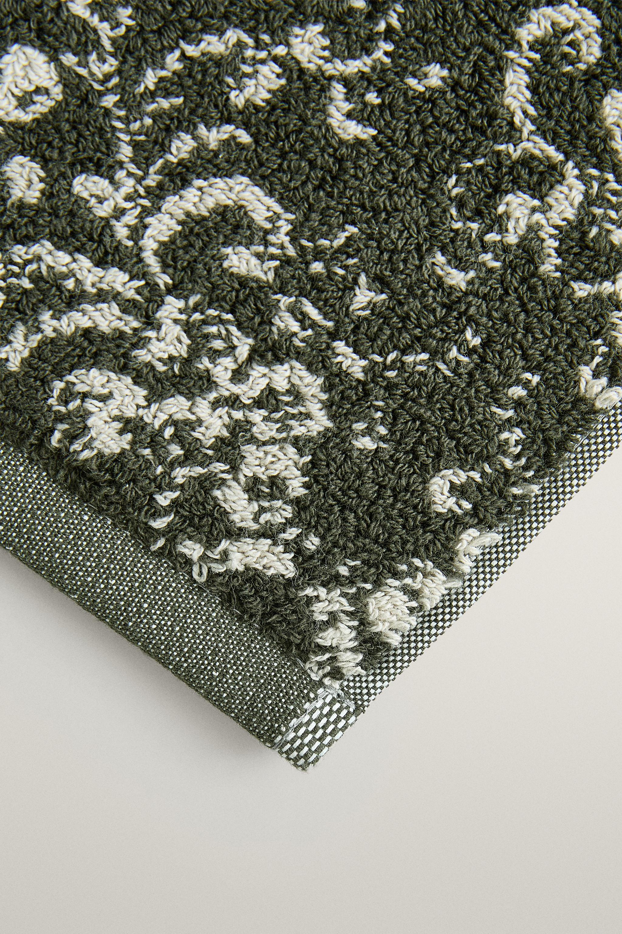 TAPIS DE BAIN ÉPONGE JACQUARD FLORAL
