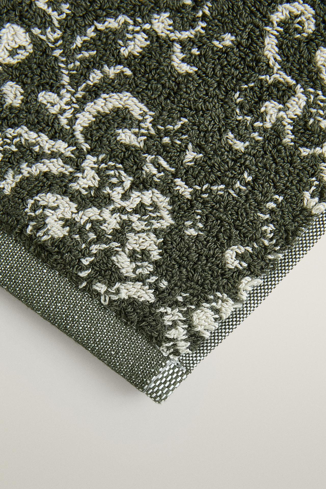 FLORAL JACQUARD TERRY BATH MAT — Dark green