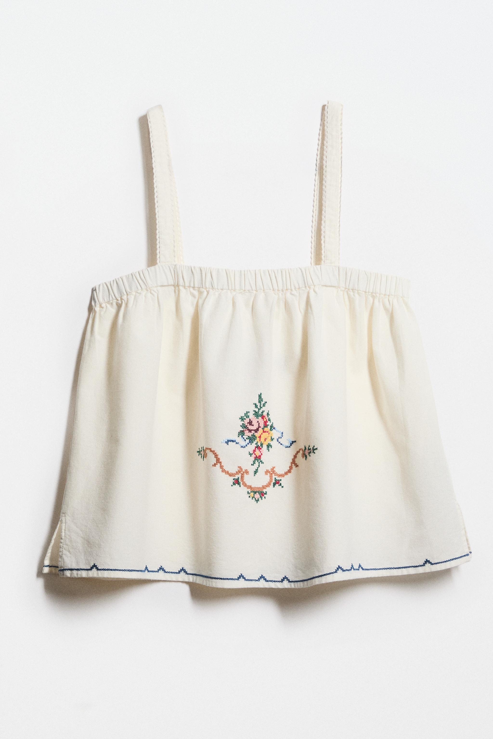 TOP EN COTON ET LIN BRODÉ