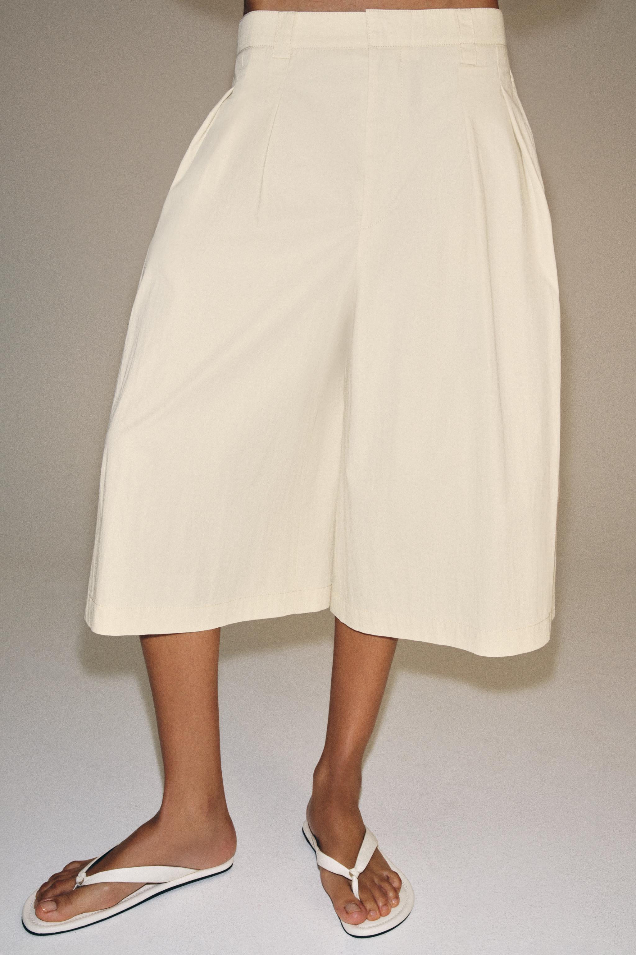 ZW COLLECTION PLEATED BERMUDA SHORTS