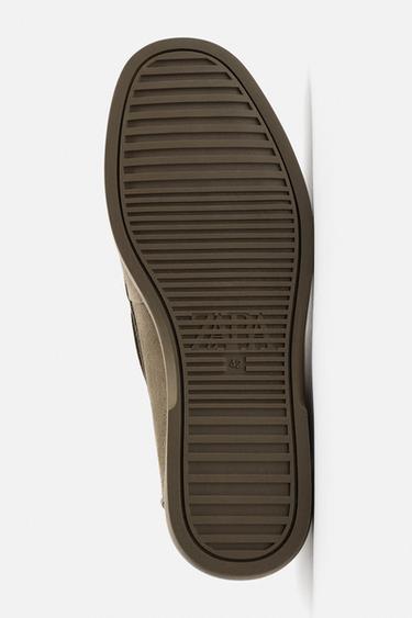 CHAUSSURE BATEAU CUIR - Gris taupe de Zara - Image 4