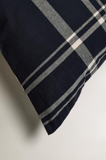 REVERSIBLE CHECK PILLOWCASE - Blue by Zara - Image 5