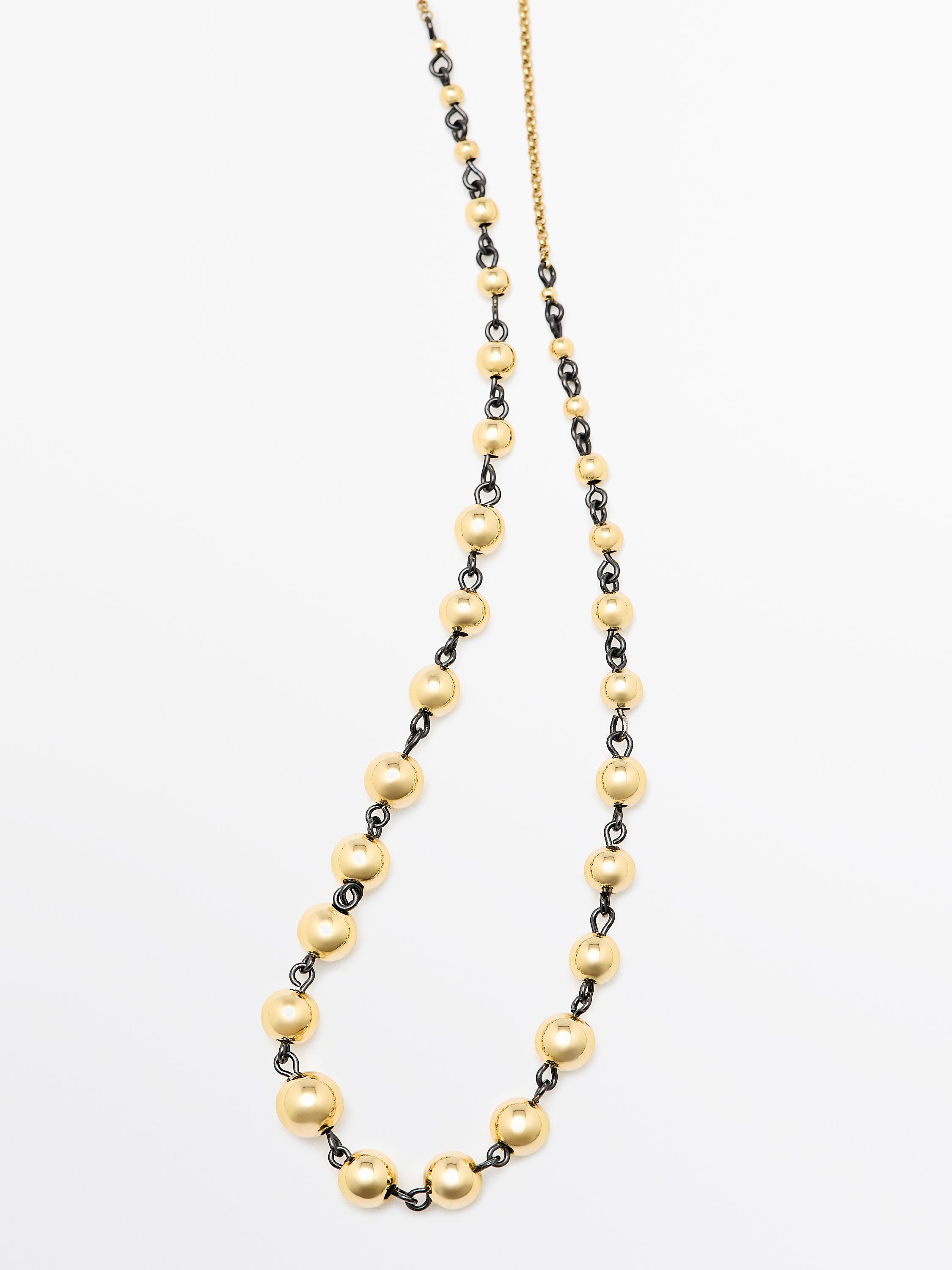 Chain necklace with beads