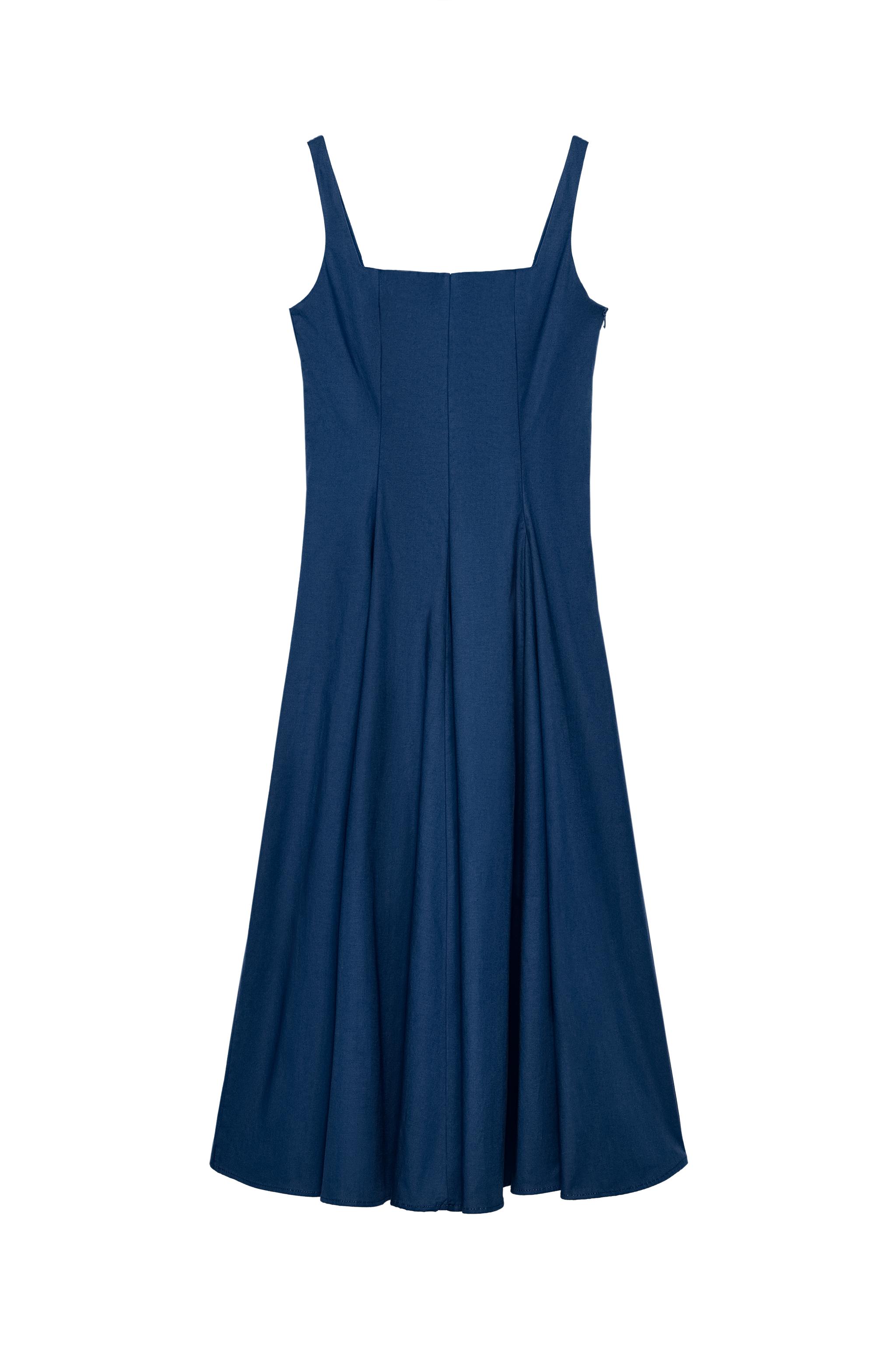 navy blue dress with heels Starry Midi fitted waist sits atop a flowing A Dark Blue Chunky Heels for