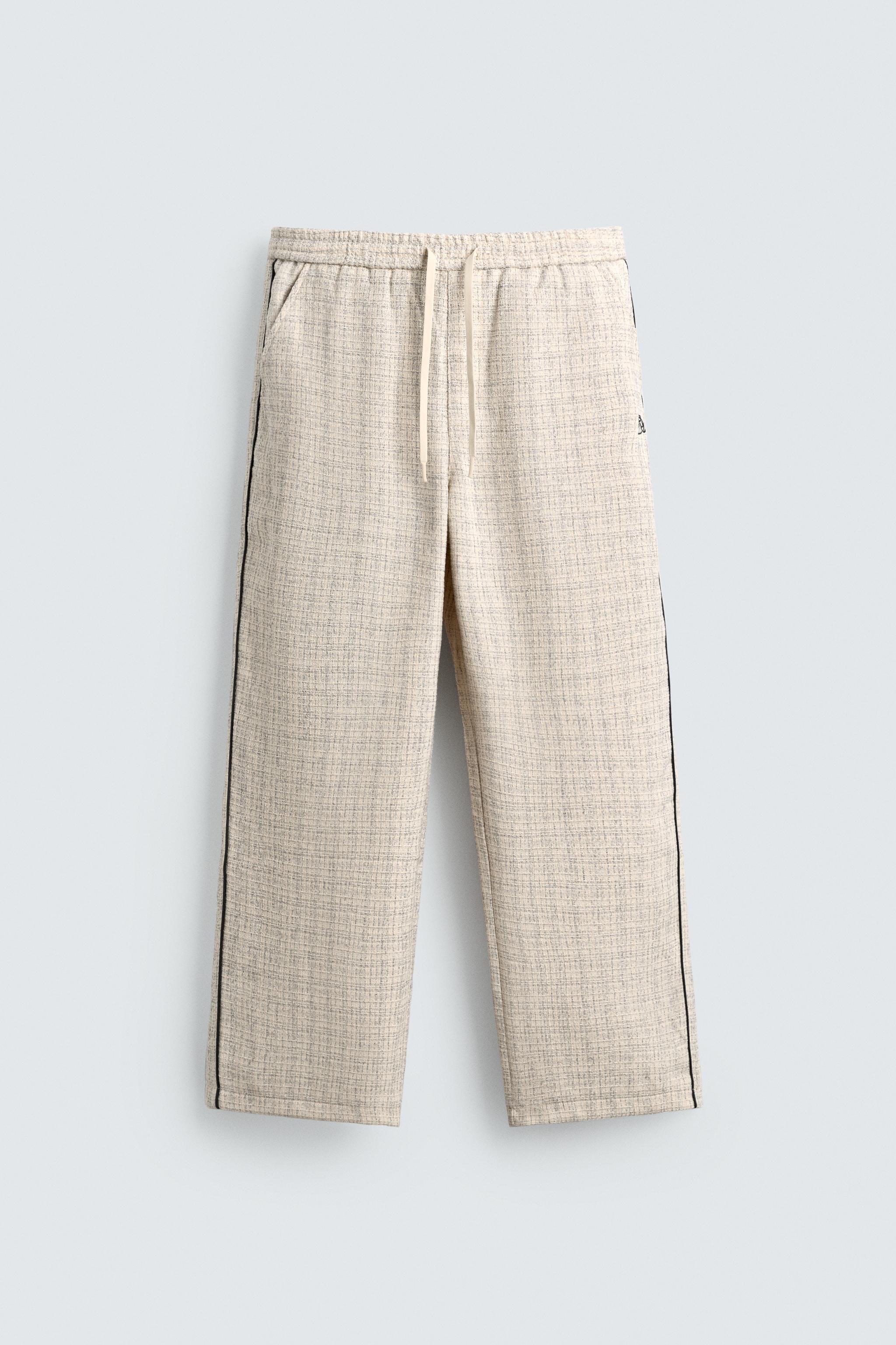 CONTRAST STRIPE TEXTURED JOGGER PANTS